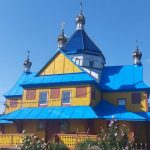 На Тернопільщині у синьо-жовті кольори помалювали 135-річну церкву