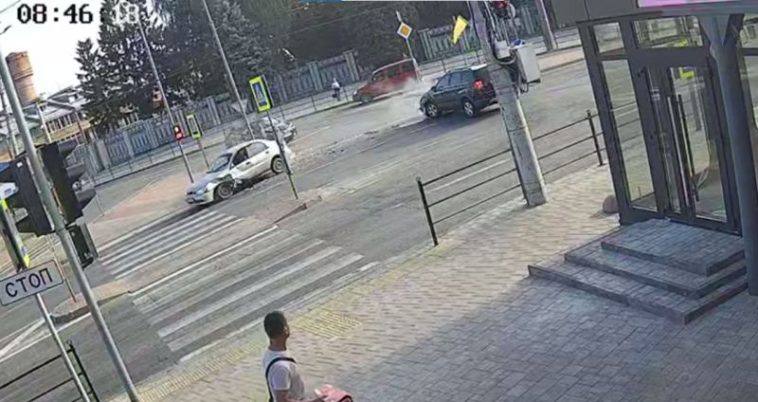 У Тернополі на Бандери зіткнулися "Ланос" та "Шевроле"