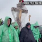 Тисячі вірян УПЦ уже на території Тернопільщини: йдуть до Почаївської лаври