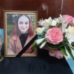 Як прийняти смерть дитини? На Тернопільщині школа прощається з ученицею, життя якої обірвалося раптово