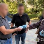 На Тернопільщині начальника технічної дільниці «Укртелеком» викрили на хабарі