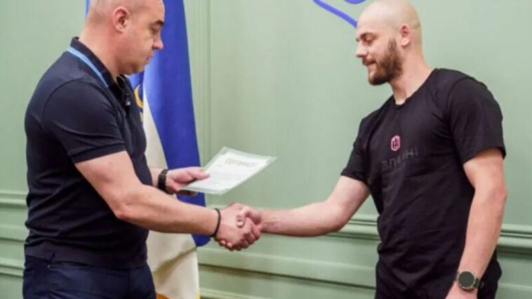 Житло у Тернополі отримав боєць Азову з бойовим шляхом від Іловайська до Азовсталі