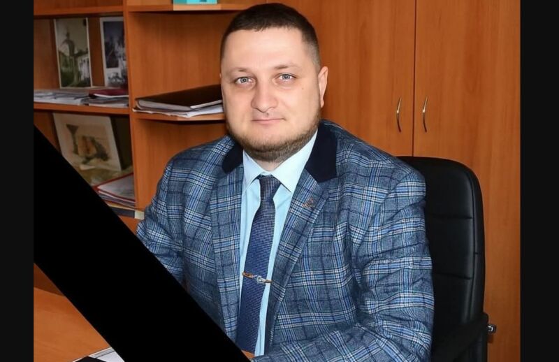 Пішов із життя директор Кременецького педагогічного коледжу Роман Дубровський