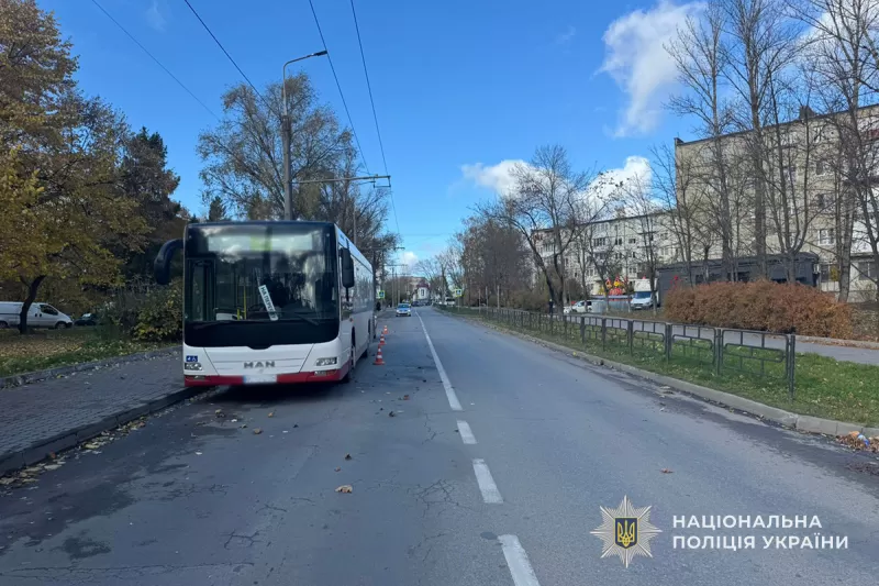 У Тернополі шукають водія, через якого травмувалась пасажирка маршрутки