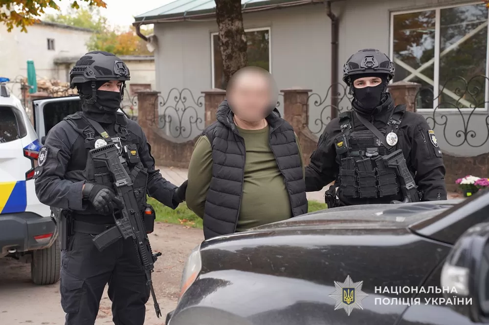 На Тернопільщині двоє чоловіків напали на службовий автомобіль ТЦК