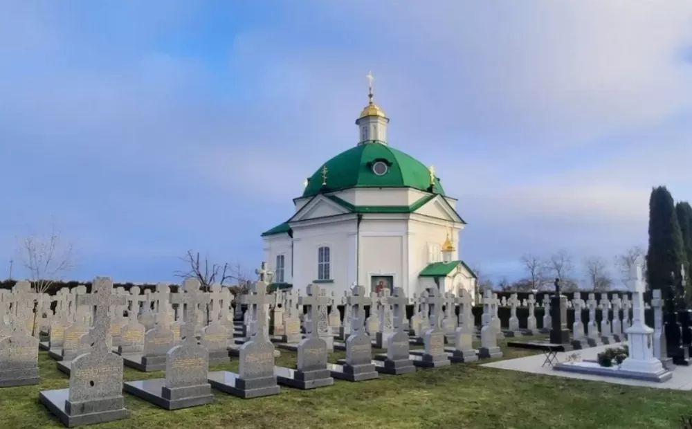 У Почаївській лаврі проходять обшуки СБУ та поліції