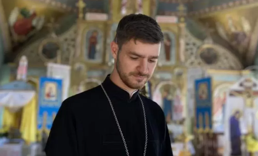 Тернопільський священник запустив мобільний додаток для сповіді