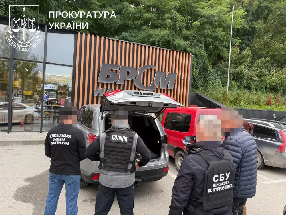 Тернополянина судитимуть за 1500 доларів хабара у справі з військовим обліком
