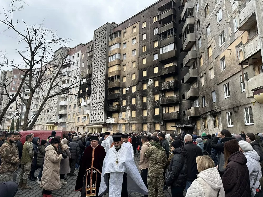 Молитва у Тернополі: сотні людей прийшли вшанувати пам'ять загиблих