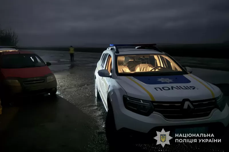 На Гусятинщині водій порушив правила і намагався підкупити поліцейських