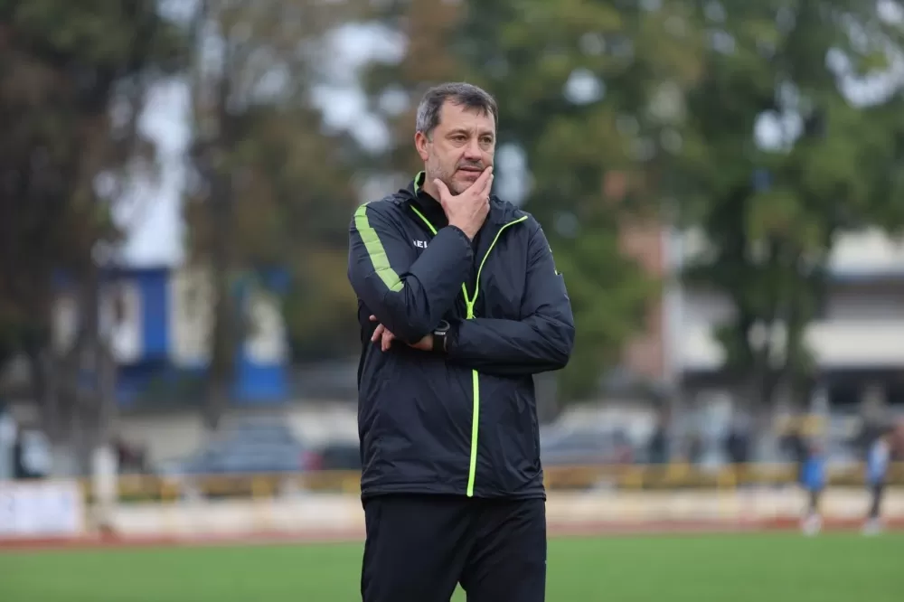 З тернопільської “Ниви” офіційно пішов головний тренер