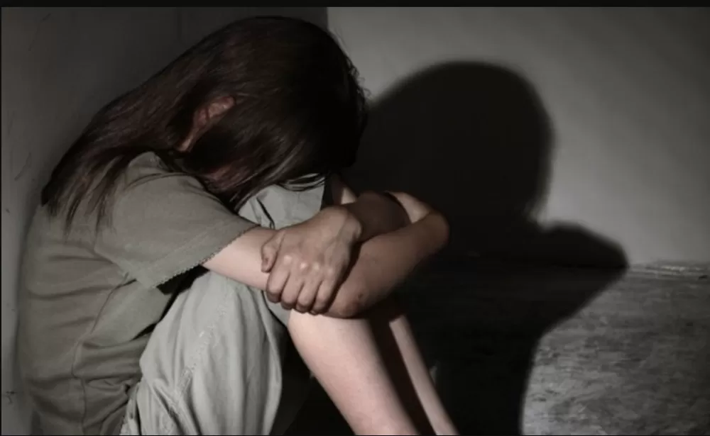 Розбещував доньку: на Тернопільщині батька засудили до 5 років тюрми