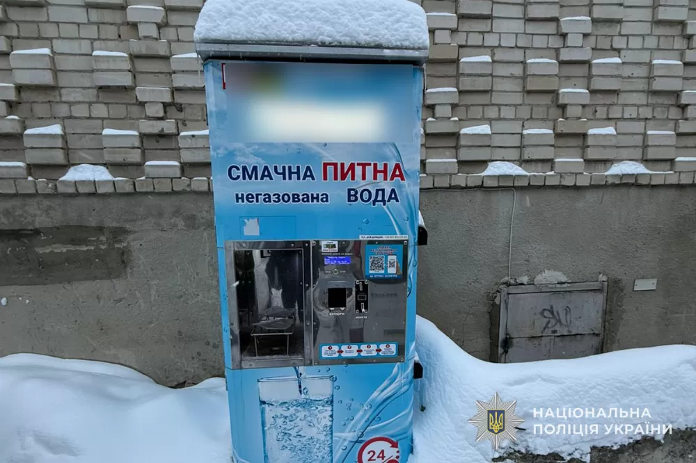 40000 грн з водоматів: у Тернополі спіймали молодих людей, які обкрадали підприємців