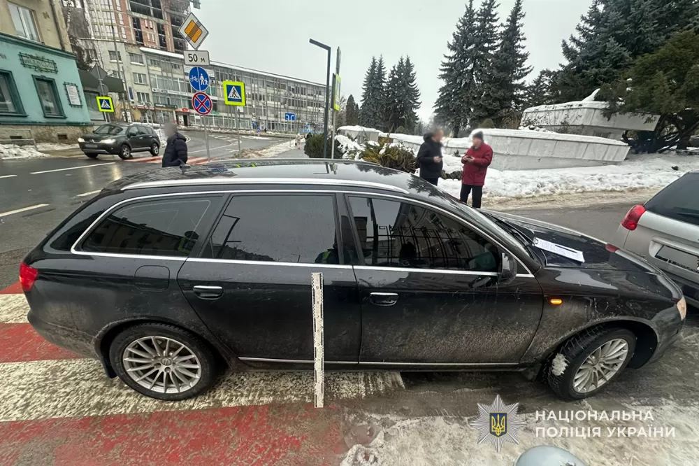 У Тернополі водій на "Ауді" збив жінку