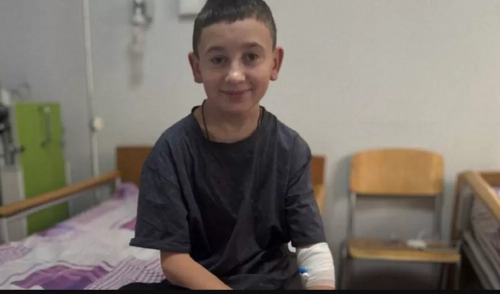 Нейрохірурги прооперували підлітка з Тернопільщини з рідкісною патологією мозку