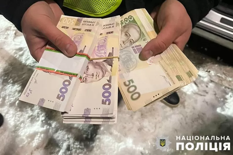 П'яний водій із Заліщицької громади пропонував поліцейським 20000 грн