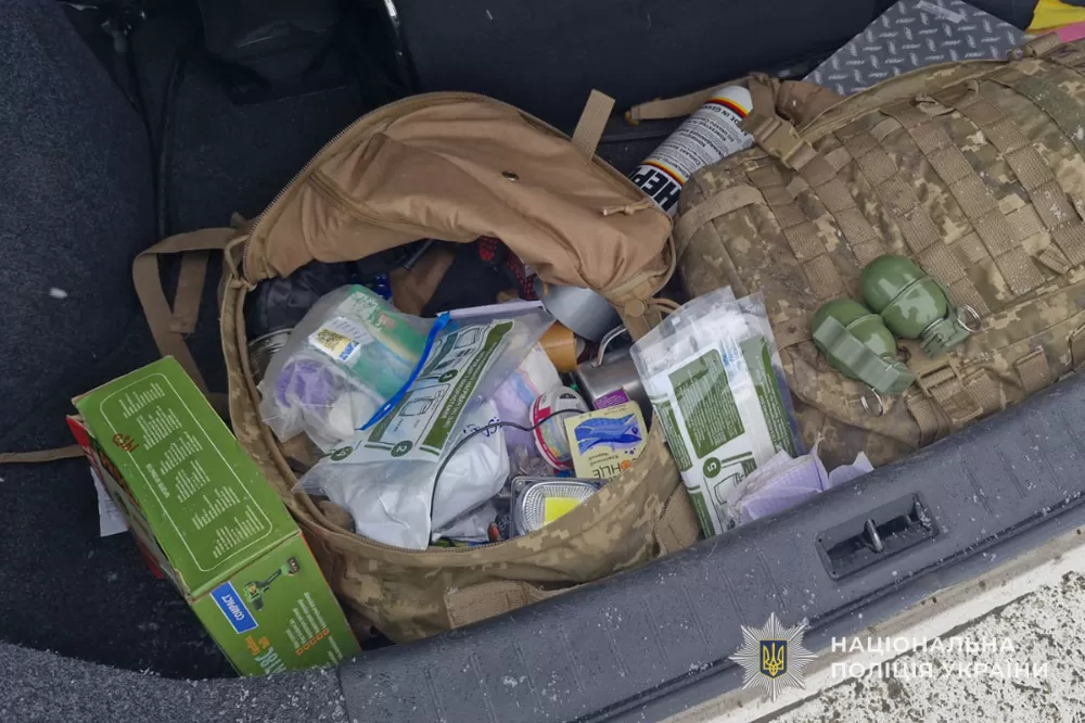 Три гранати і 89 набоїв: на Тернопільщині на блокпосту затримали чоловіка з вибухівкою