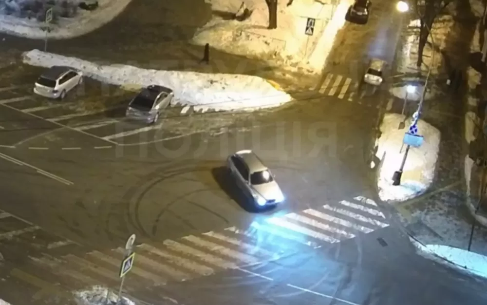 У центрі Тернополя дріфтував 19-річний водія на "БМВ"