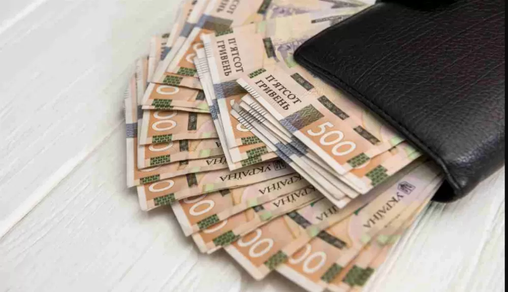 Біля Тернополя жінка пропонувала 10000 грн поліцейським, щоб вони не везли брата у ТЦК