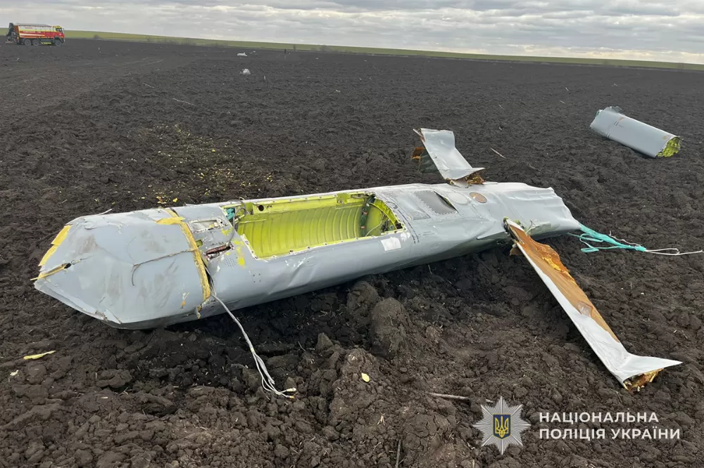 На Тернопільщині в полі знайшли ворожу ракету Х-101