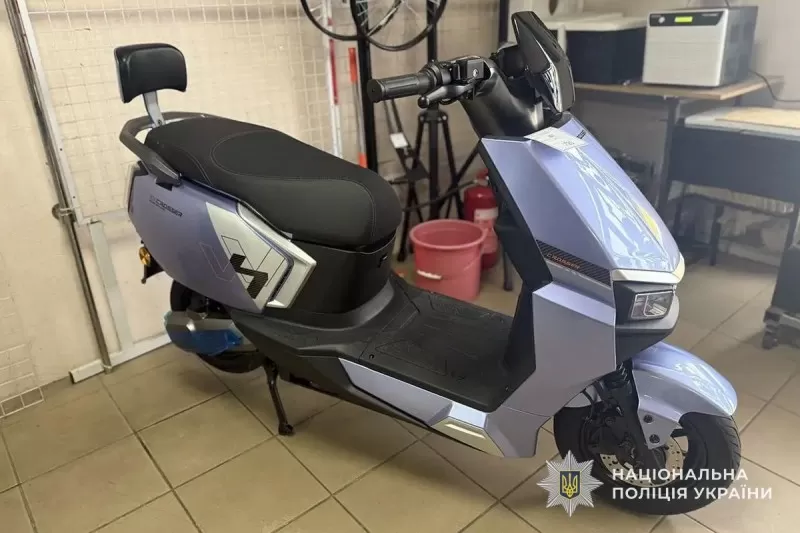 Взяв в оренду і продав: на Тернопільщині чоловік привласнив скутер і знайшов покупця