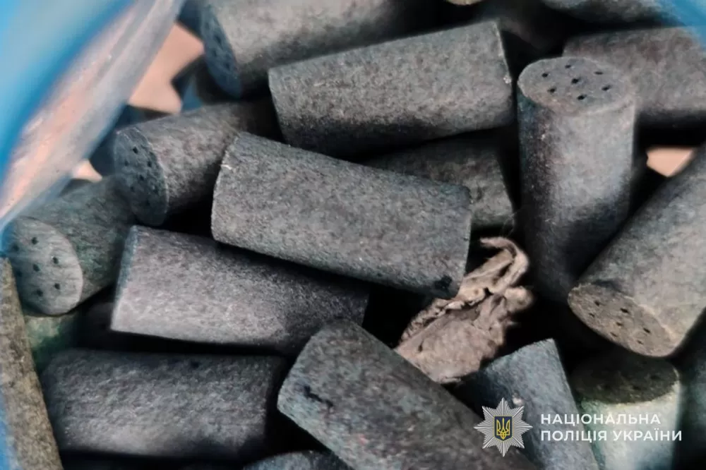 У жителя Чортківщини вилучили кілограм артилерійського пороху