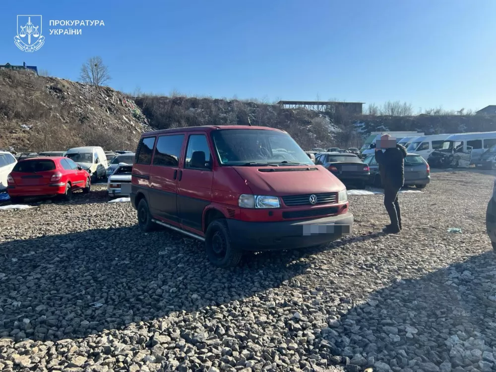 На потреби ЗСУ передали автомобіль, який був у Тернополі у незаконному користуванні