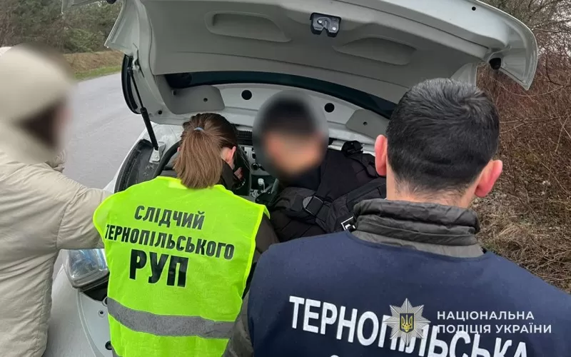 Тернополянин за $3000 обіцяв чоловіку «вирішити» питання з ТЦК