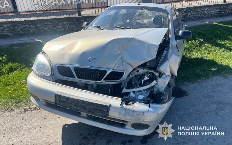 У Кременці зіткнулися два авто: до лікарні потрапила вагітна