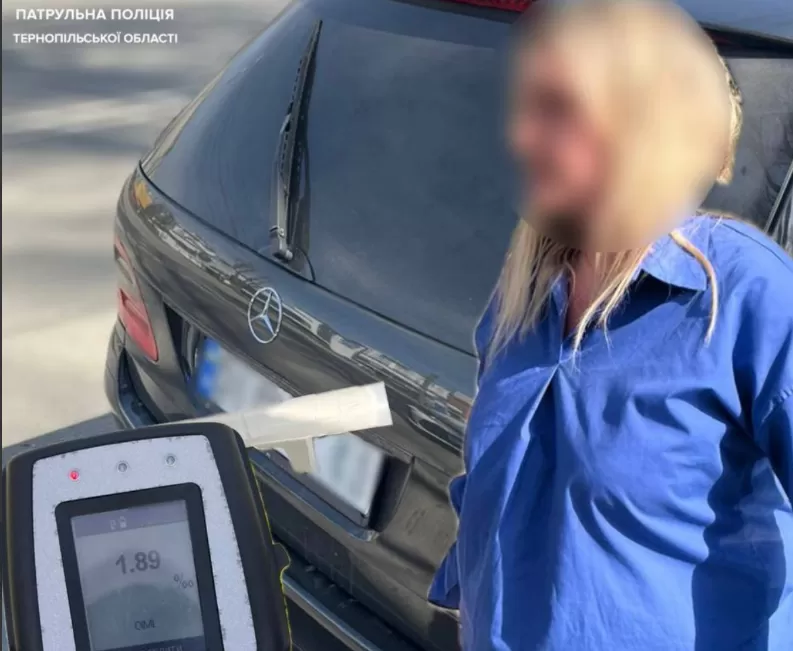 У Тернополі п'яна водійка втекла з місця аварії