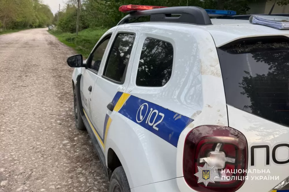 Хотіла врятувати чоловіка — втягнула себе у кримінал: на Кременеччині задокументували підкуп патрульних