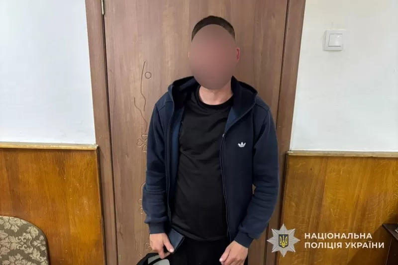 Раніше судимий тернополянин викрав 15000 гривень з банківської картки знайомого