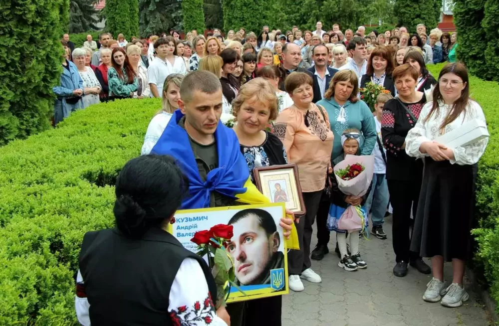 У Шумську зустріли звільненого з полону Андрія Кузьмича