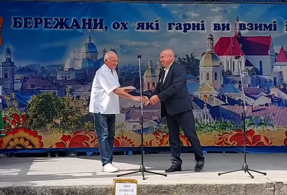 За внесок у збереження історичної спадщини: Миколу Проціва відзначили медаллю «Гордість Бережанщини»