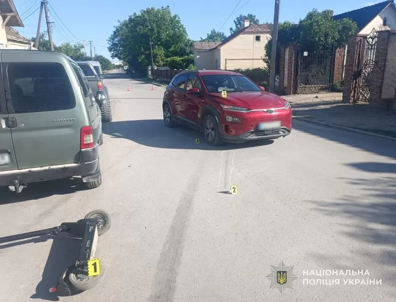 У Бережанах 14-річний підліток на самокаті потрапив у ДТП
