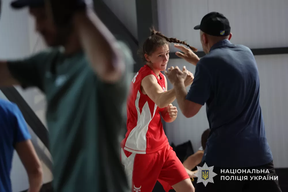 Інструкторка поліції Тернопільщини виборола «срібло» чемпіонату України з боксу
