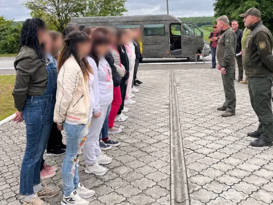 На Тернопільщині жінки із колонії пішли на контракт у ЗСУ