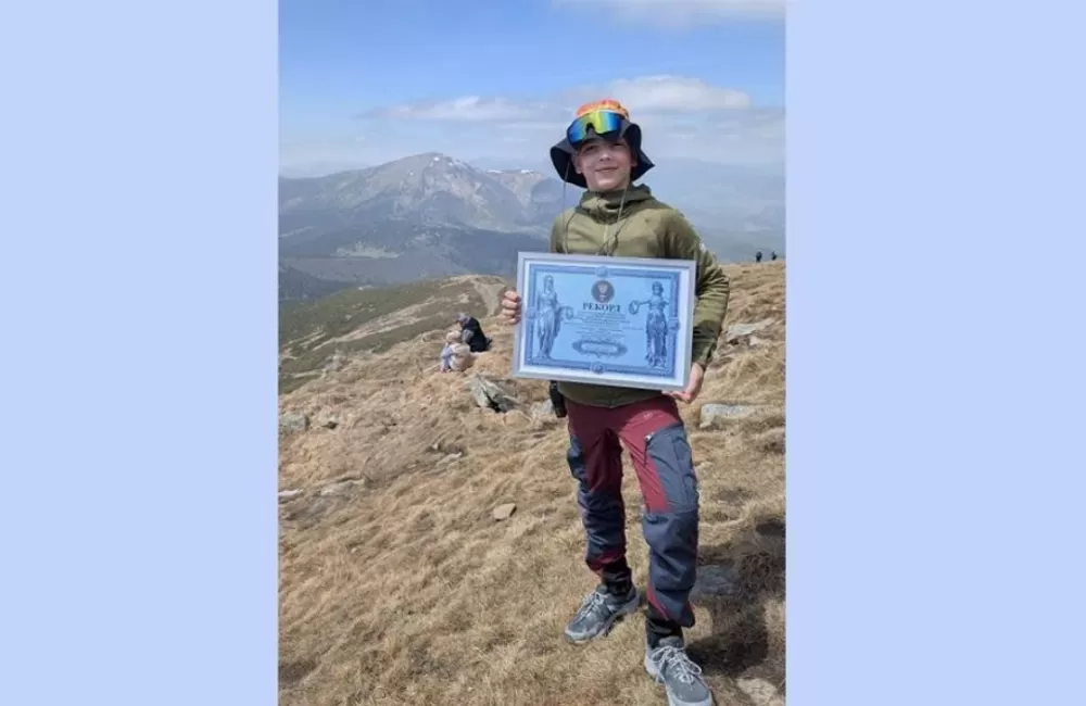 12-річний тернополянин підкорив шість найвищих вершин Українських Карпат і мріє піднятися на... вулкан Тейде