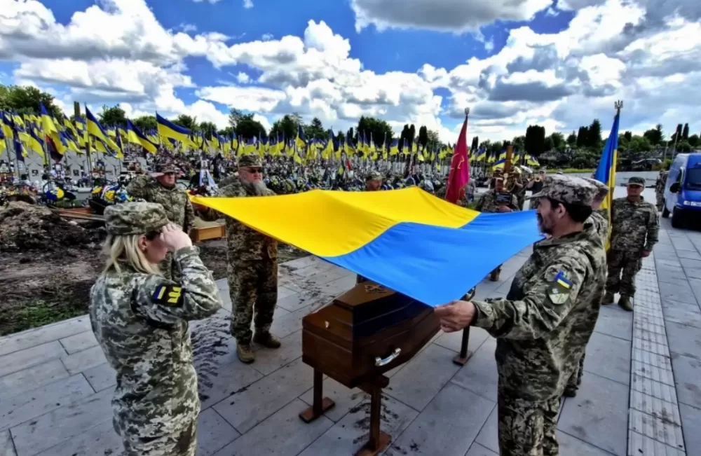 Тернопіль попрощався з мужнім захисником Андрієм Стоцьким