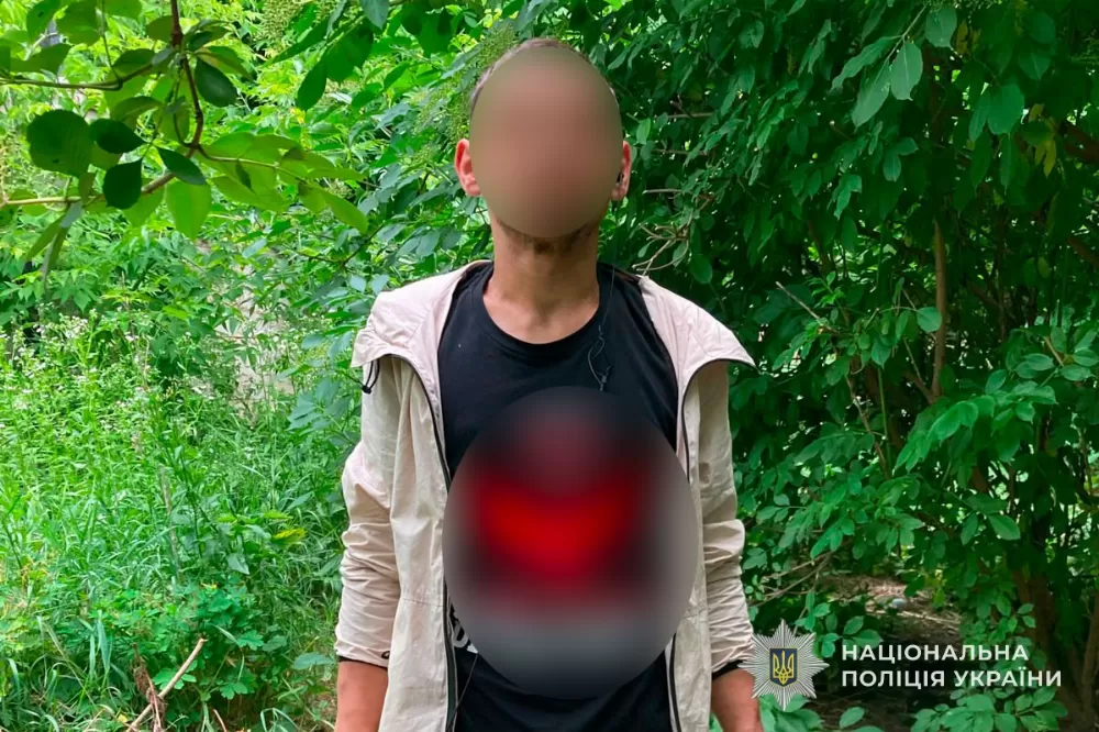 У Тернополі серед білого дня викрали дитячий квадроцикл із під’їзду