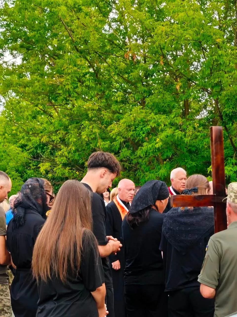 На Тернопільщині «на щиті» зустріли загиблого воїна Андрія Їжака