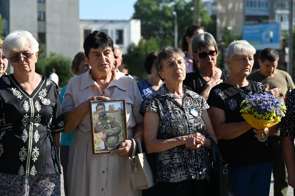 «Світло молитви в темряві війни»: у Тернополі вшанували пам’ять загиблих Героїв