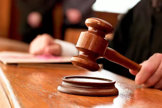 Прокурори звернулися до суду з вимогою стягнути понад 488 тисяч гривень із забудовника