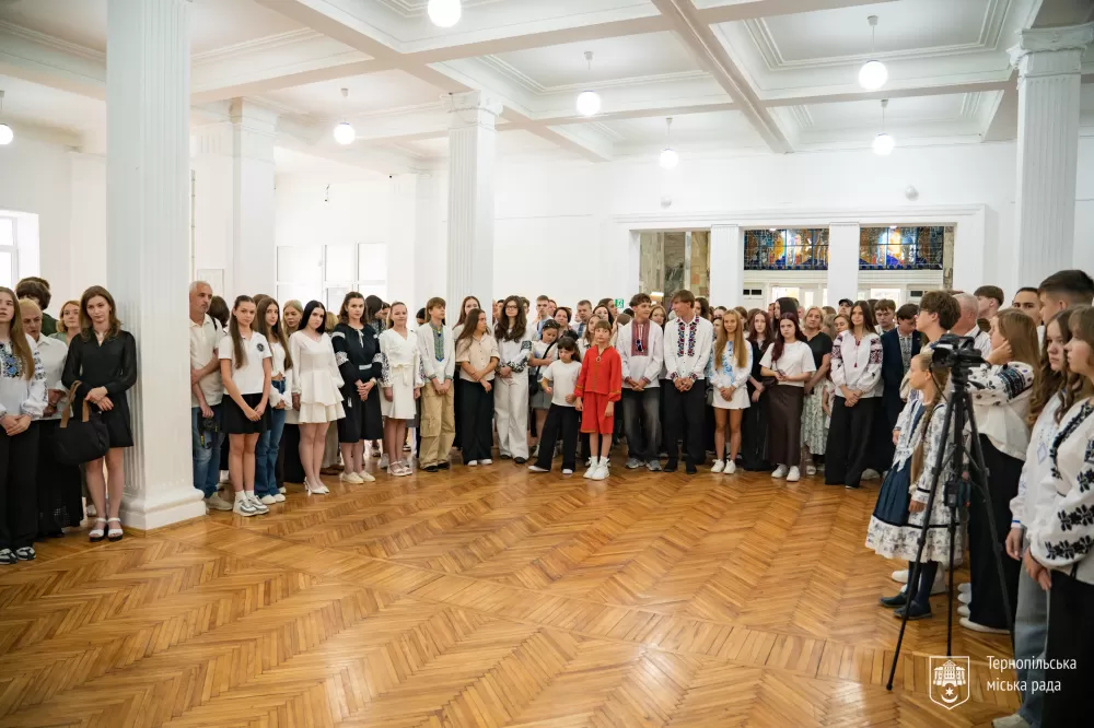 Іменні стипендіїї для обдарованих школярів