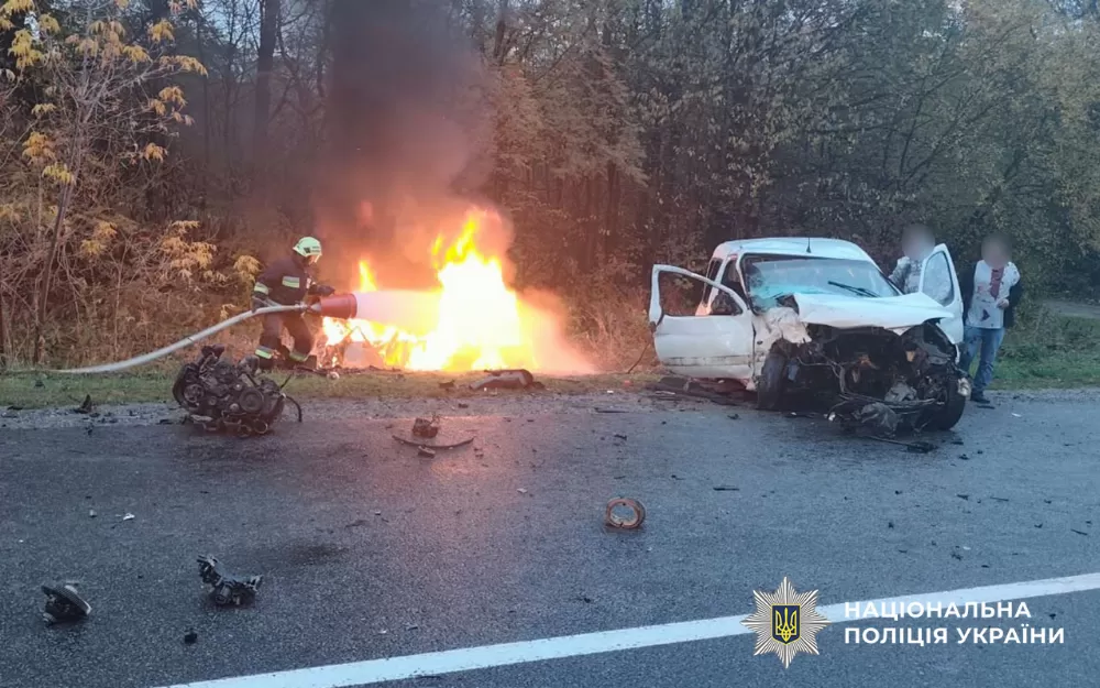 Фото з місця аварії