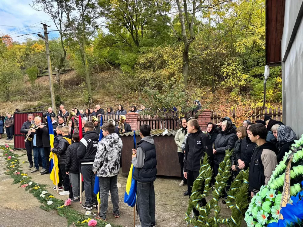 Повернувся Герой на щиті Віктор Паньків